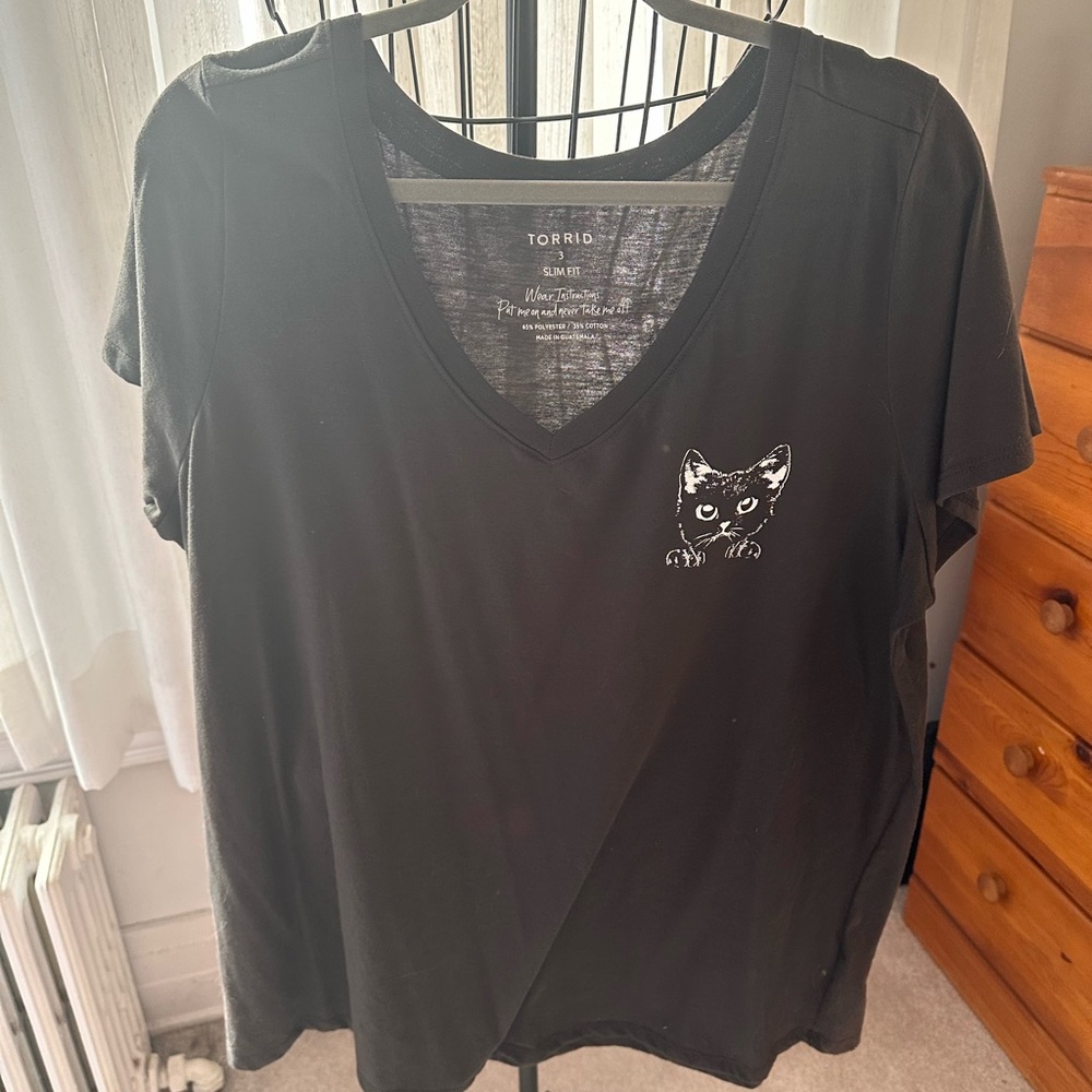 Cat graphic t